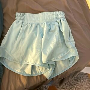 lululemon light blue hotty hots!